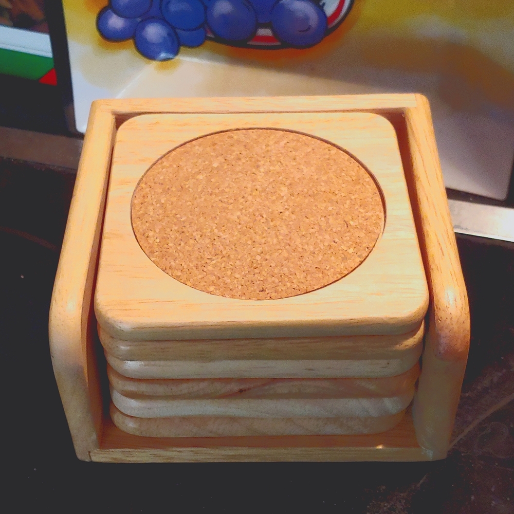 Beechwood 7-piece coaster set